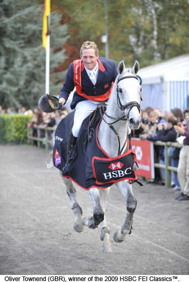 Oliver_Townend_wins_the_HSBC_FEI_Classics_2009.jpg