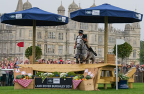 Andrew Nicholson (NZL) and Avebury complete a superb Cross Country round to take the lead at the Land Rover Burghley Horse Trials, final leg of the FEI Classics™ 2013/2014. Photo by Trevor Holt/FEI