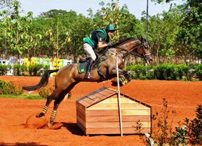 It was double gold for Henrique Pinheiro and Land Quenote Do Feroleto at the FEI South American Eventing Championship 2014 which drew to a close at Barretos in Brazil. Photo by FEI/Claudia Lesconski