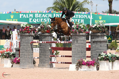 Eric Lamaze and Rosana du Park won the $34,000 1.45m speed class at the Winter Equestrian Festival. Photo by Sportfot