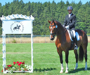 Allison Waller of Courtenay, BC was named the Dressage Canada Volunteer of the Month for October for her tremendous support of the Upper Vancouver Island dressage community. Photo by Linda Bates