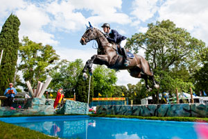 In full flight - the host nation’s Santiago Orifici enjoyed a faultless week of competition with Voloma to take Junior individual gold at the FEI Americas Jumping Championships 2015 at Haras El Capricho in Capilla del Señor, Argentina. Photo by FEI/Lucio Landa