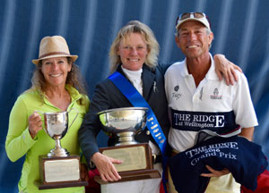 Canadian Olympian Beth Underhill (center) being awarded the 2016 Leading Rider and Leading Lady Rider by Nona Garson and George D'Ambrosio. Photo courtesy of The Ridge at Wellington/Equinium