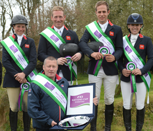 The winning British team, (from left to right) Izzy Taylor, Oliver Townend, Wills Oakden and Franky Reid-Warillow, with Chef d’Equipe Philip Surl (front), at Ballendenisk (IRE), second leg of the FEI Nations Cup™ Eventing 2016. Photo by Tony Parkes/FEI