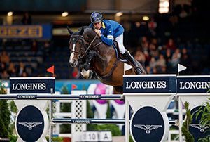 Tucking up his toes and jumping to perfection, Taloubet Z carried Germany’s Christian Ahlmann to victory in the fifth leg of the Longines FEI World Cup™ Jumping 2016/2017 Western European League at Stuttgart, Germany. Photo by Stefan Lafrentz/FEI