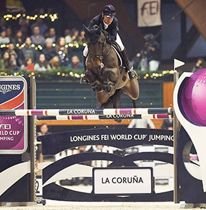 Colombia’s Carlos Lopez galloped to victory with Admara in the seventh leg of the Longines FEI World Cup™ Jumping 2016/2017 Western European League at La Coruña in Spain. Photo by Hervé Bonnaud/FEI
