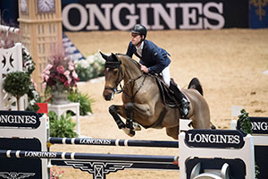 Scott Brash and Hello M’Lady topped the eighth leg of the Longines FEI World Cup™ Jumping 2016/2017 Western European League at Olympia, London (GBR) this evening. Photo byFEI/Richard Juilliart