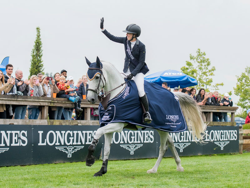 Uma O'Neill and Clockwise of Greenhill Z won the $145,000 CSI4*-W Longines FEI Jumping World Cup™ Vancouver, presented by Facet Advisors. Photo by Cara Grimshaw Photography/tbird