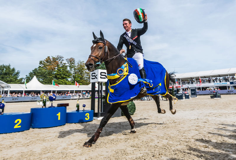 Richard Howley and Uppencourt Cappucino lead the victory parade after an Irish whitewash in the Five-Year-Old championship at the FEI WBFSH World Breeding Jumping Championships for Young Horses 2018 in Lanaken, Belgium. Photo by FEI/Jeroen Willems