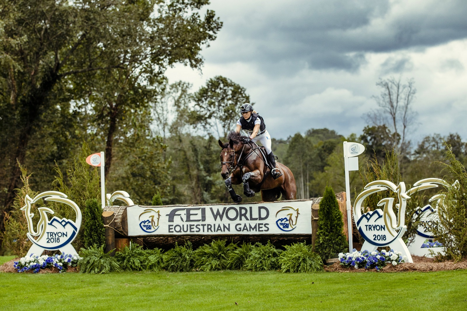 Germany’s Ingrid Klimke and mount SAP Hale Bob OLD make it look so easy, as they grab the lead after the cross country at the FEI World Equestrian Games™ Tryon 2018.