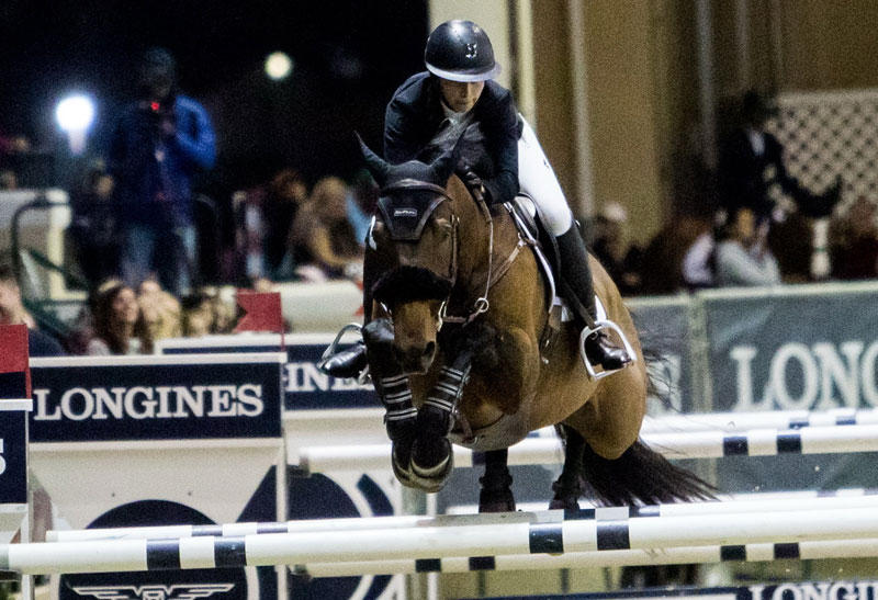 Zazou Hoffmann (USA) with Samson II conquer the Longines FEI Jumping World™ Cup Del Mar on Saturday 20 October 2018. Photo by FEI/ Lindsey Long