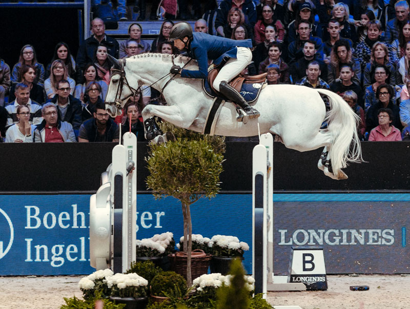 Switzerland’s Martin Fuchs and Clooney produced a spectacular victory in the fourth leg of the Longines FEI Jumping World Cup™ 2018/2019 Western European League at Equita Longines in Lyon, France today. Photo by FEI/Christophe Tanière
