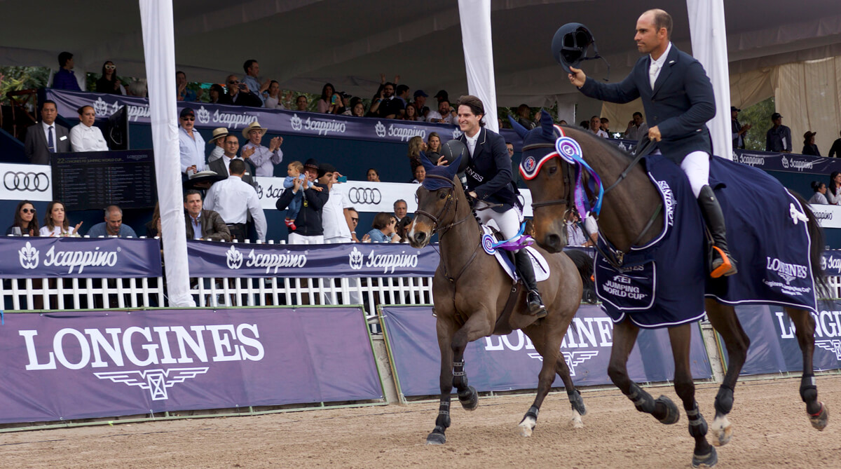 Gonzalo Azcárraga (MEX) (left) and Alberto Sanchez-Cozar (MEX) tie for victory in the Longines FEI Jumping World Cup™ Guadalajara (MEX) on 25 January 2020 at the Gudalajara Country Club. (FEI/Christian Lopez Redetzki)