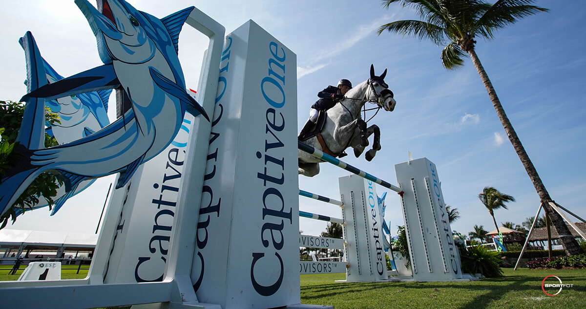 Thumbnail for Martin Fuchs (SUI) takes top two spots in CSI4* at WEF
