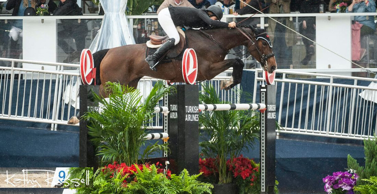 Nicole Shahinian-Simpson (USA) and Akuna Mattata put the pedal to the metal to win the $36,600 Turkish Airlines Classic CSI4*-W at the Palm Beach Masters Series®. Photo by Kathy Russell Photography