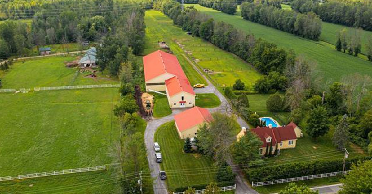 Thumbnail for $2,100,000 for an outstanding equestrian property in Saint-Lazare, QC