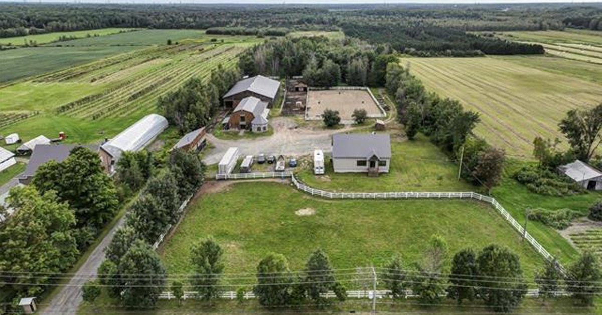 Thumbnail for $749,000 for an impressive equestrian estate in Saint-Sylvère, QC